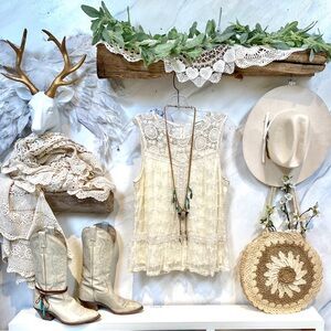 Lace/crochet boho blouse w ruffle feminine shabby chic vacay resort beach vibe